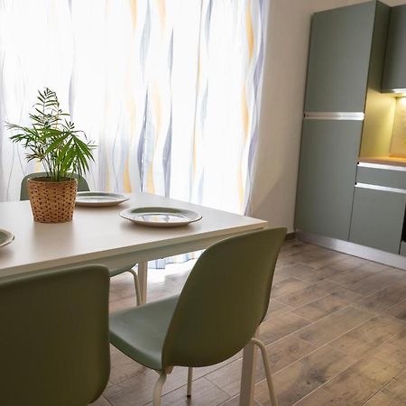 Antica Dogana Apartments Maestrale Terracina Eksteriør billede