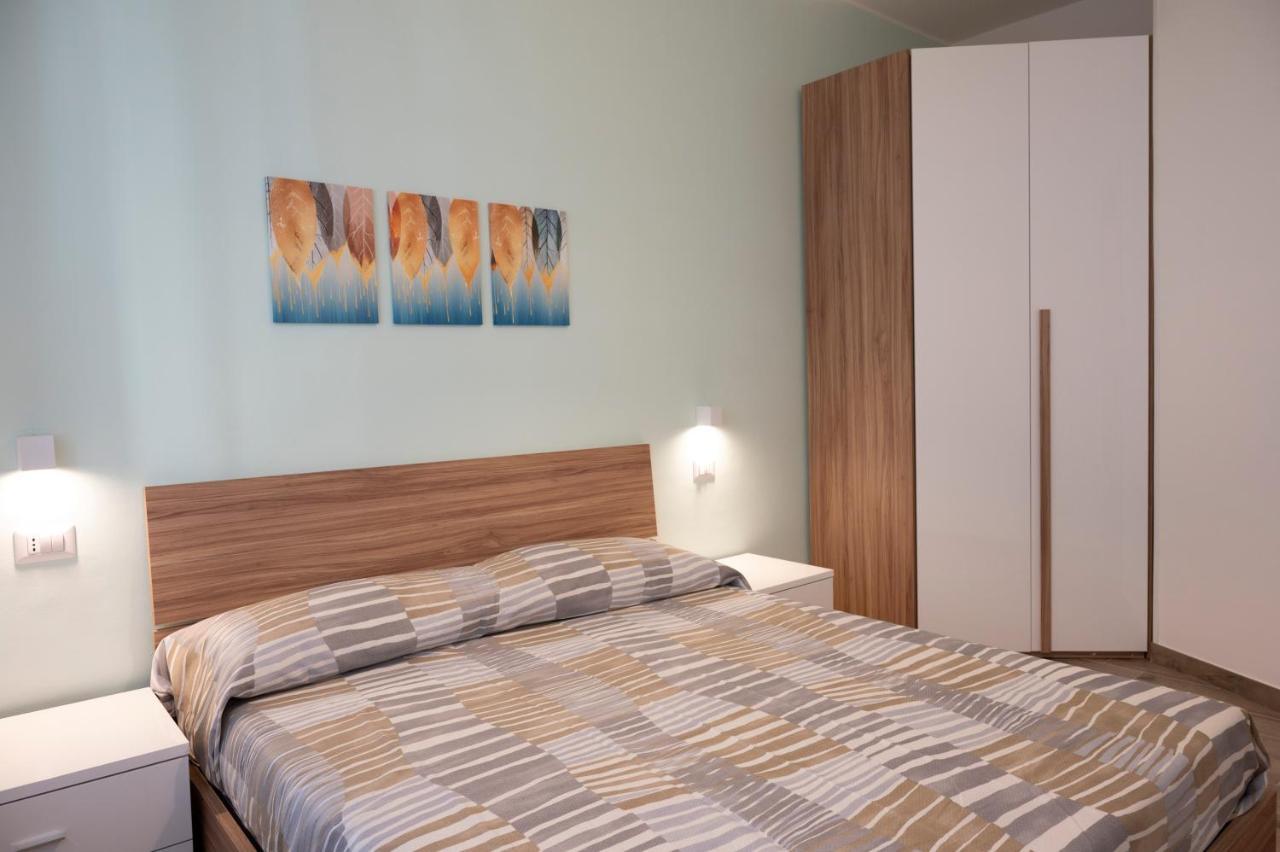 Antica Dogana Apartments Maestrale Terracina Eksteriør billede